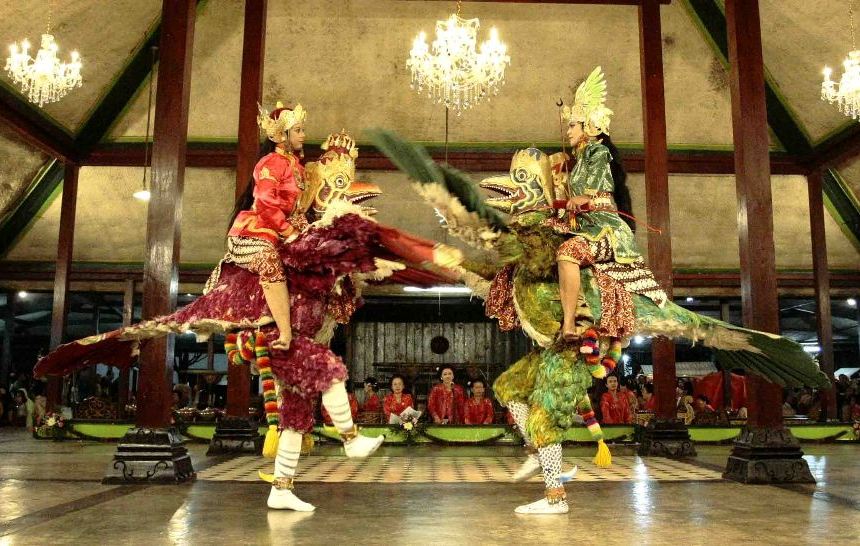 ramayana dance at keraton yogyakarta