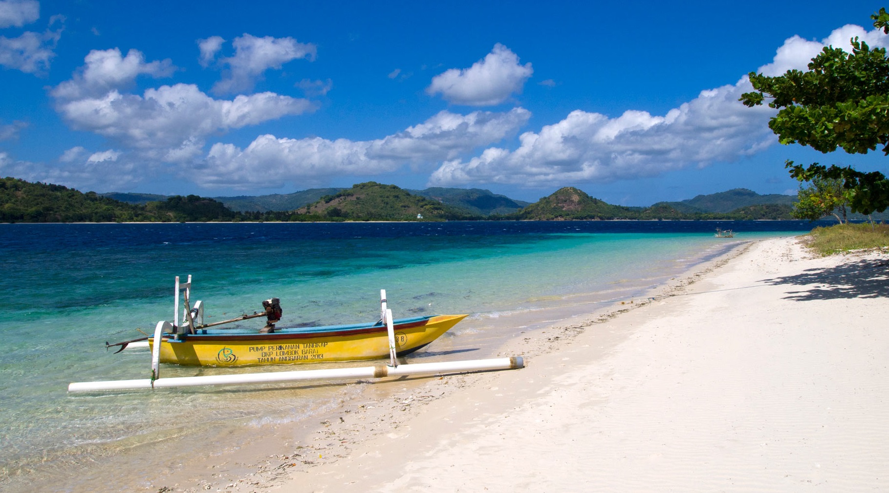 Island Hopping Tour Around the Sekotong Islands