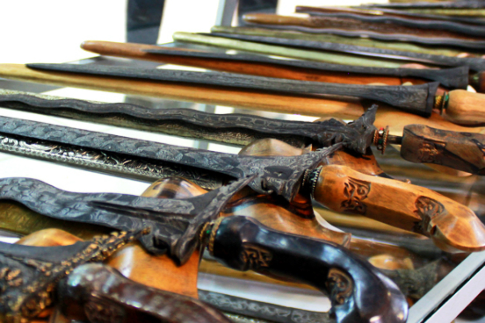 indonesian keris as souvenirs