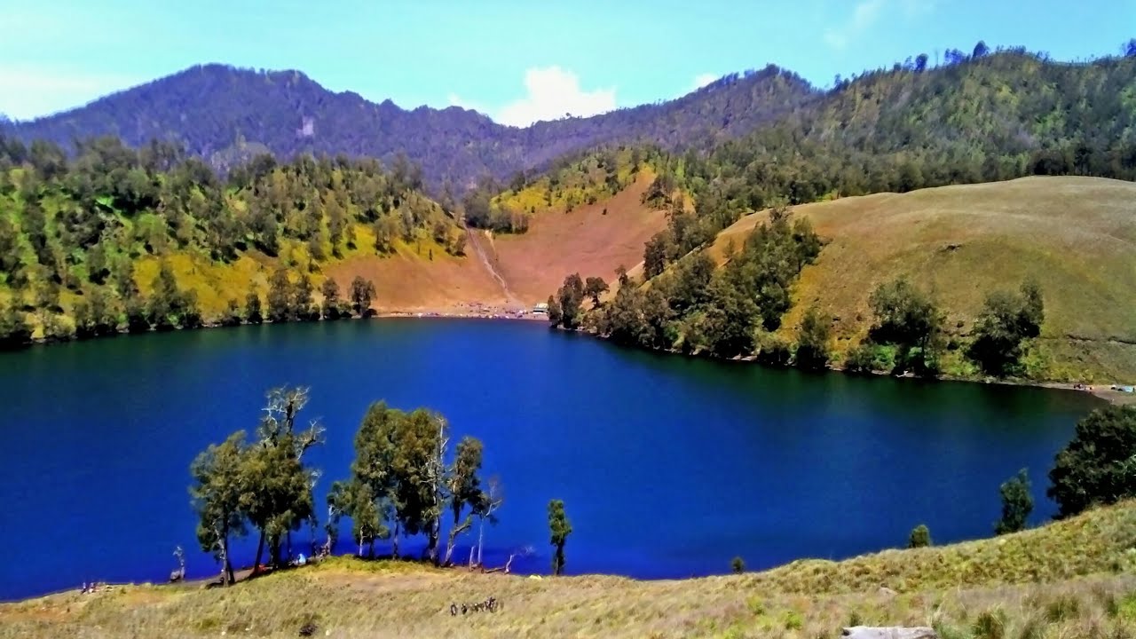 trekking to mount semeru