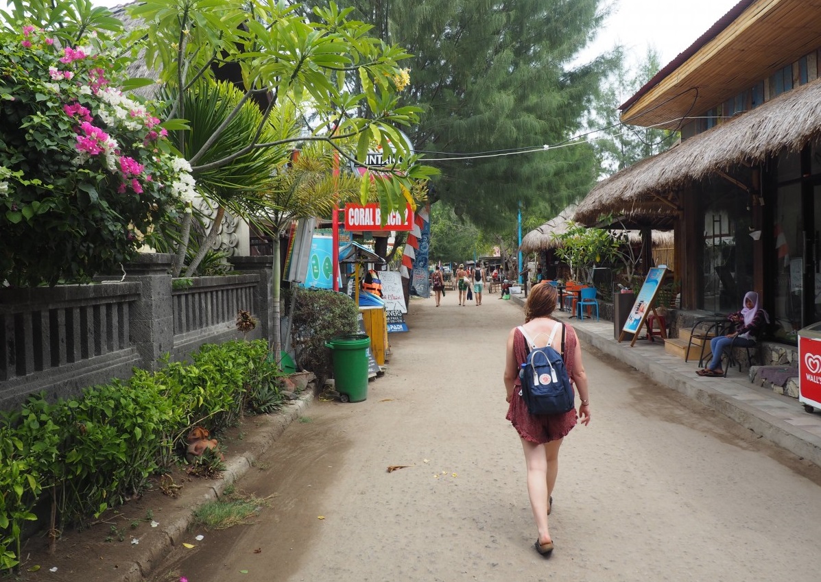 walking at gili trawangan