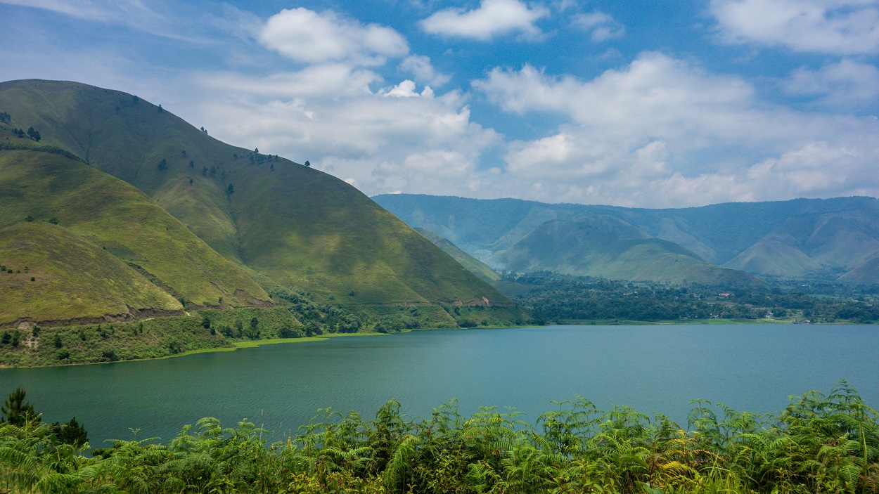 lake toba is the new bali