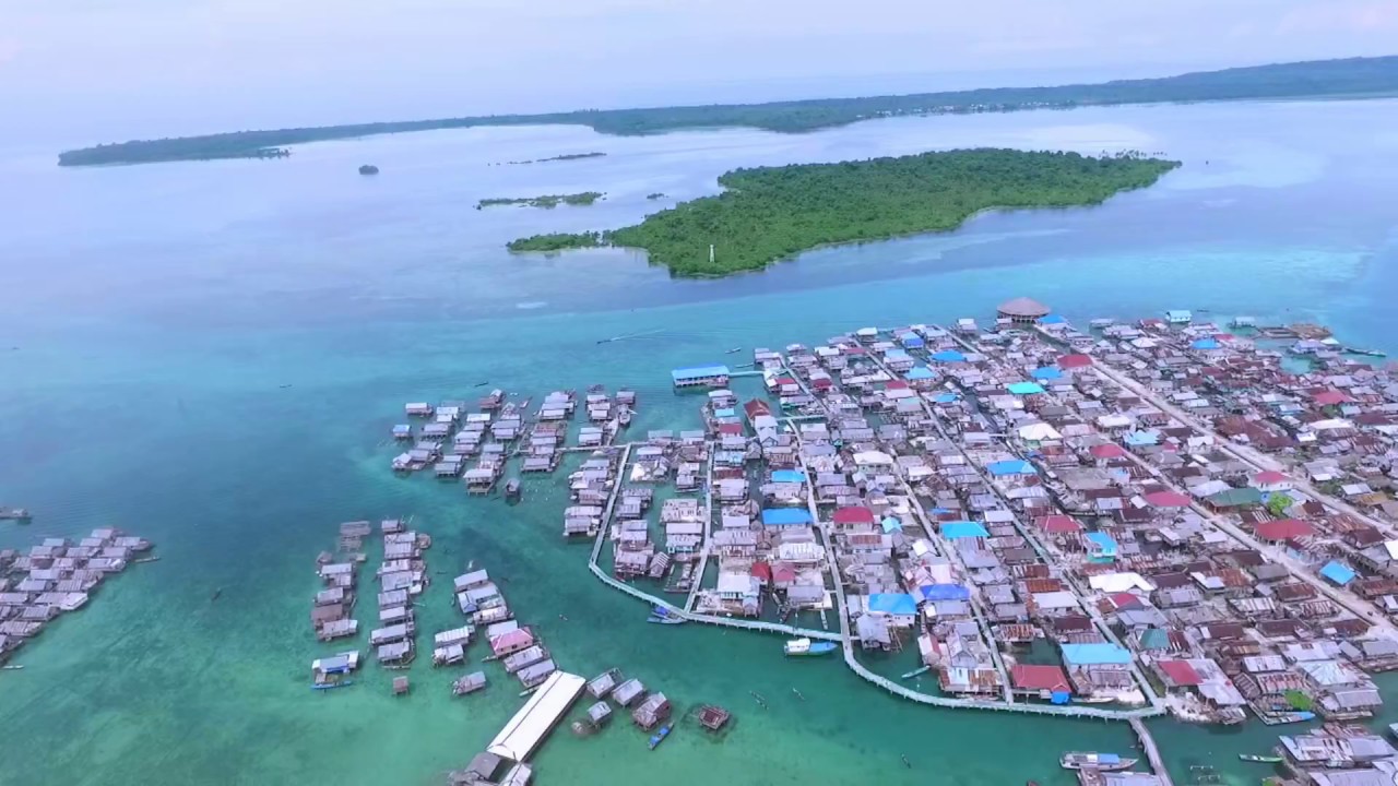 Meet the Bajo Tribe (Sea Gypsies) in wakatobi