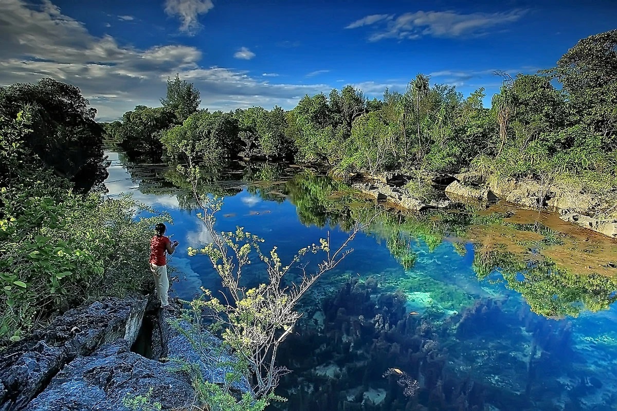 sombano lake one of wakatobi tourist destination