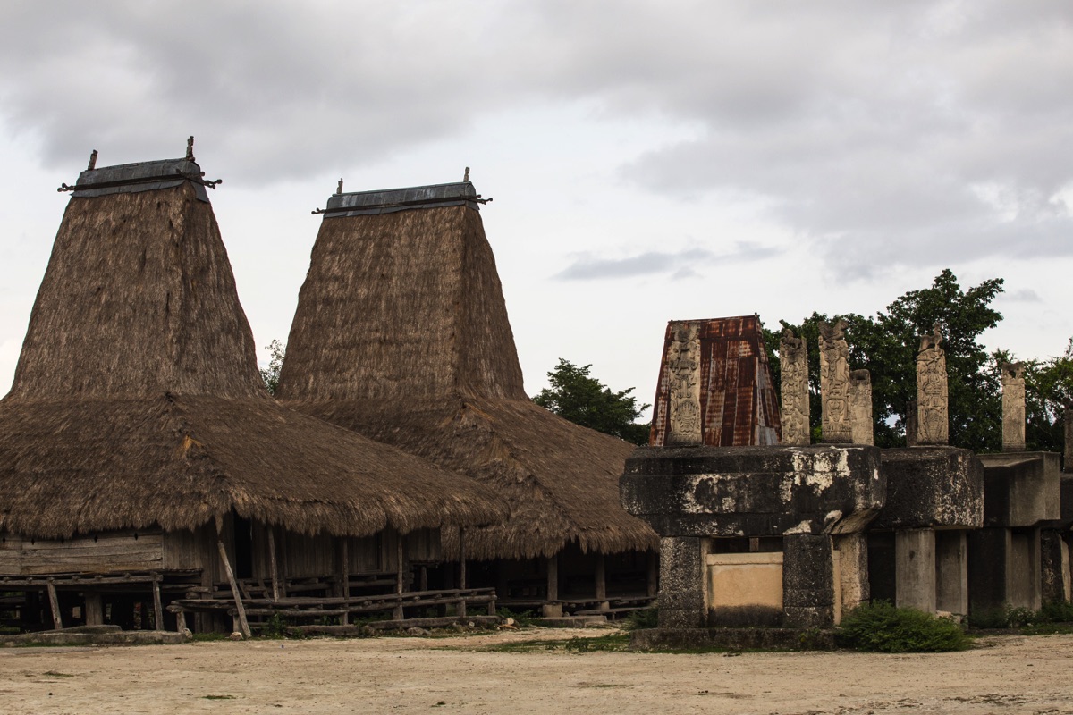 sumba traditional house