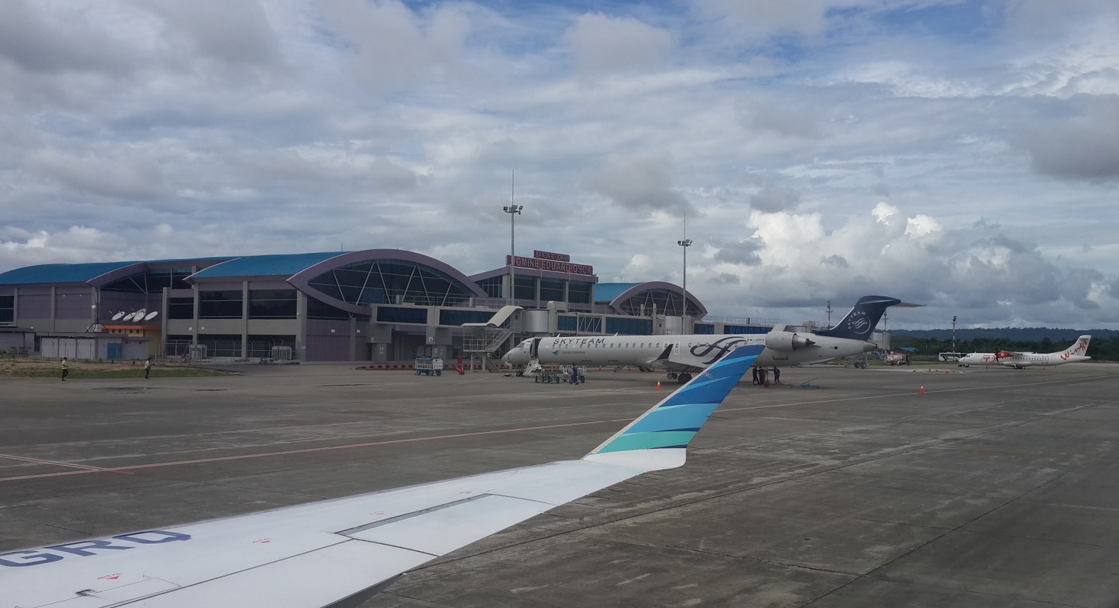 Domine Eduard Osok Airport