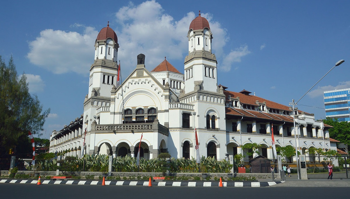 lawang sewu historical building in semarang