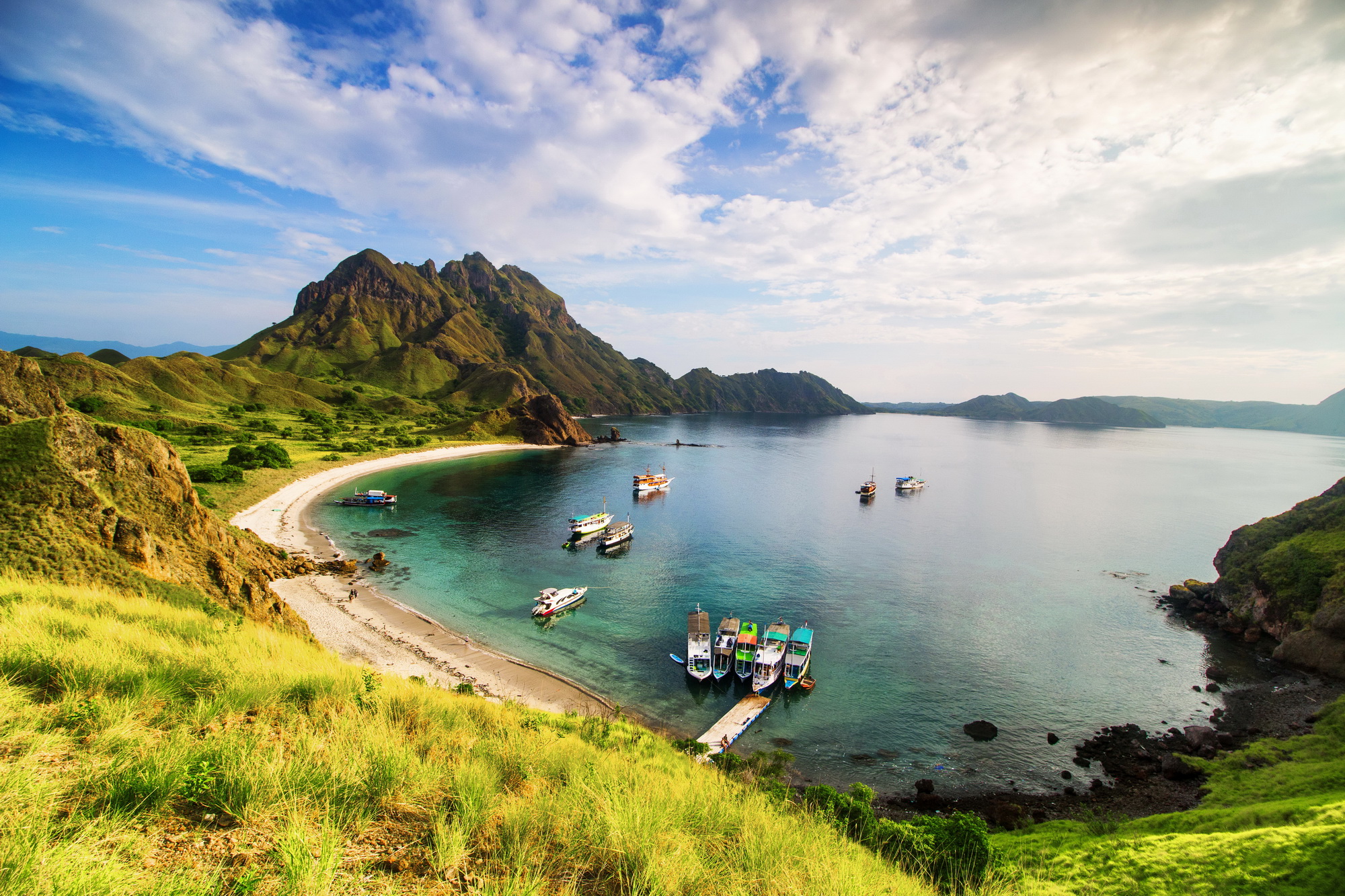 lintah strait in padar island