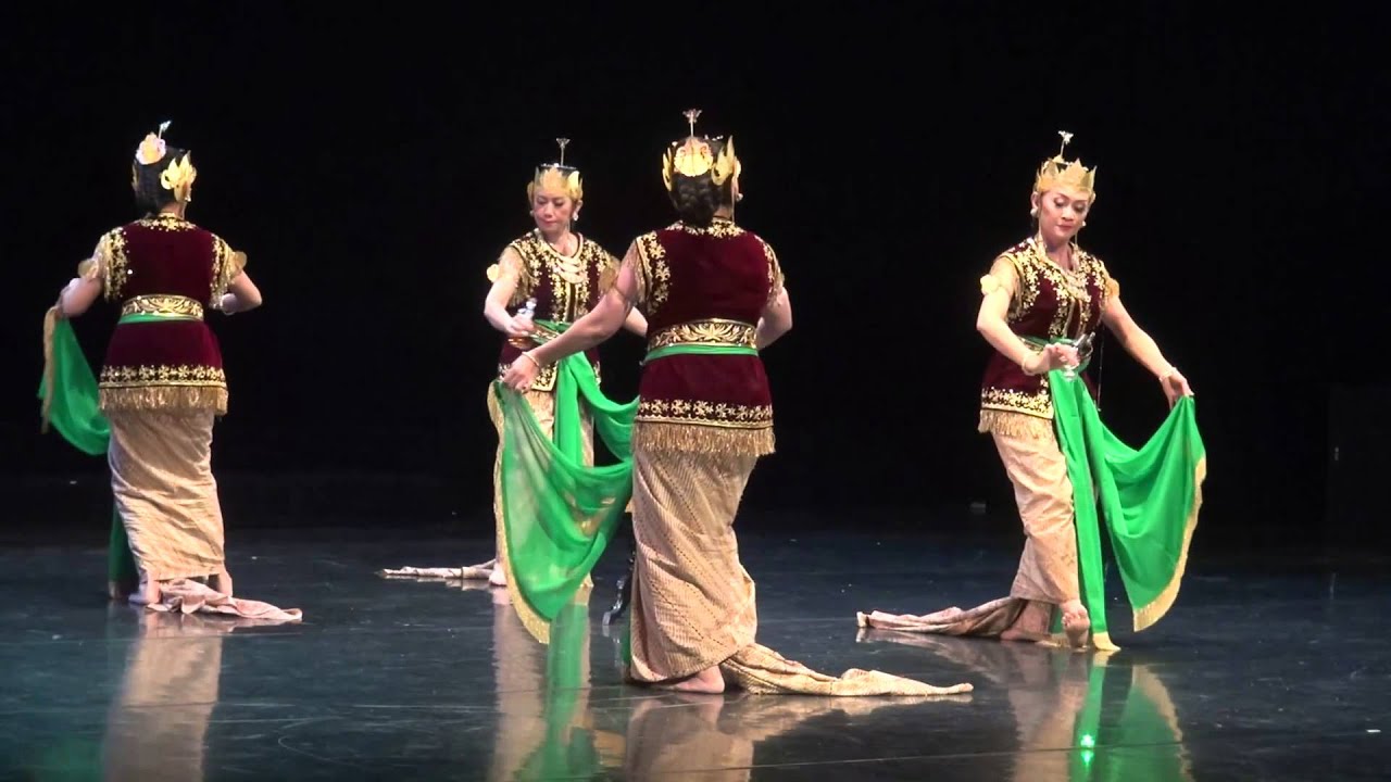 Serimpi Dance is a classical dance of Yogyakarta Palace