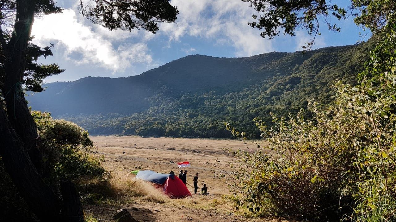 gede mountain hiking track in west java