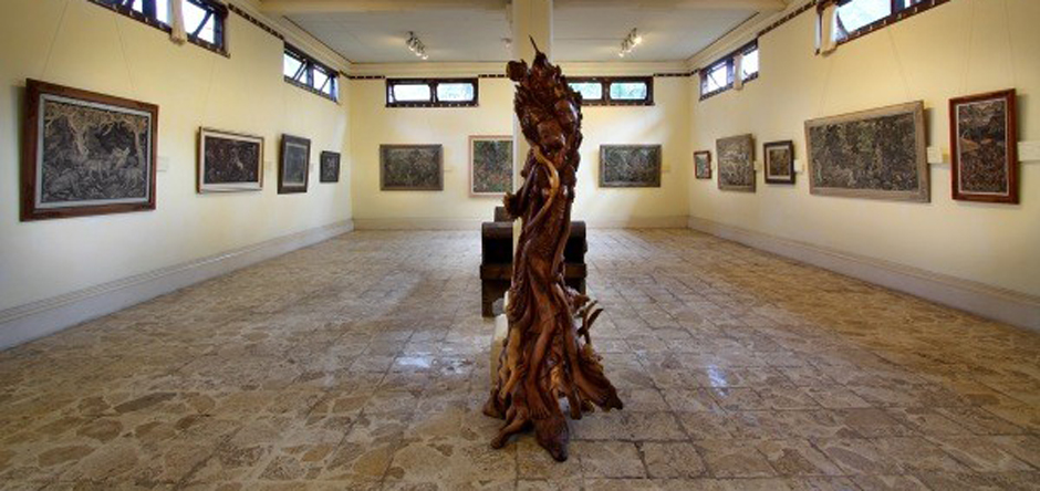 visit Museum Agung Rai arma museum in ubud bali